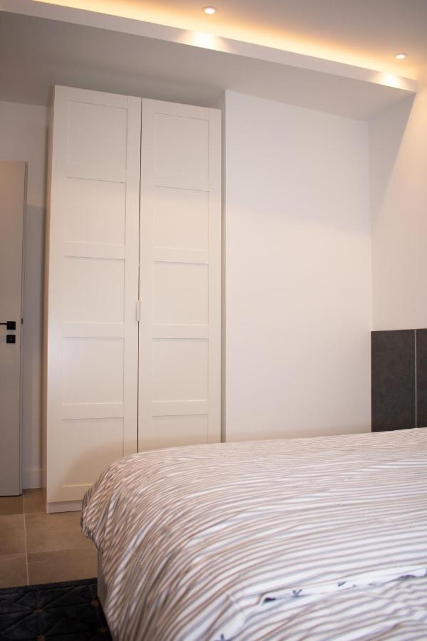 דירה Luxury Cozy 2 Bdr Downtown Apt.5
