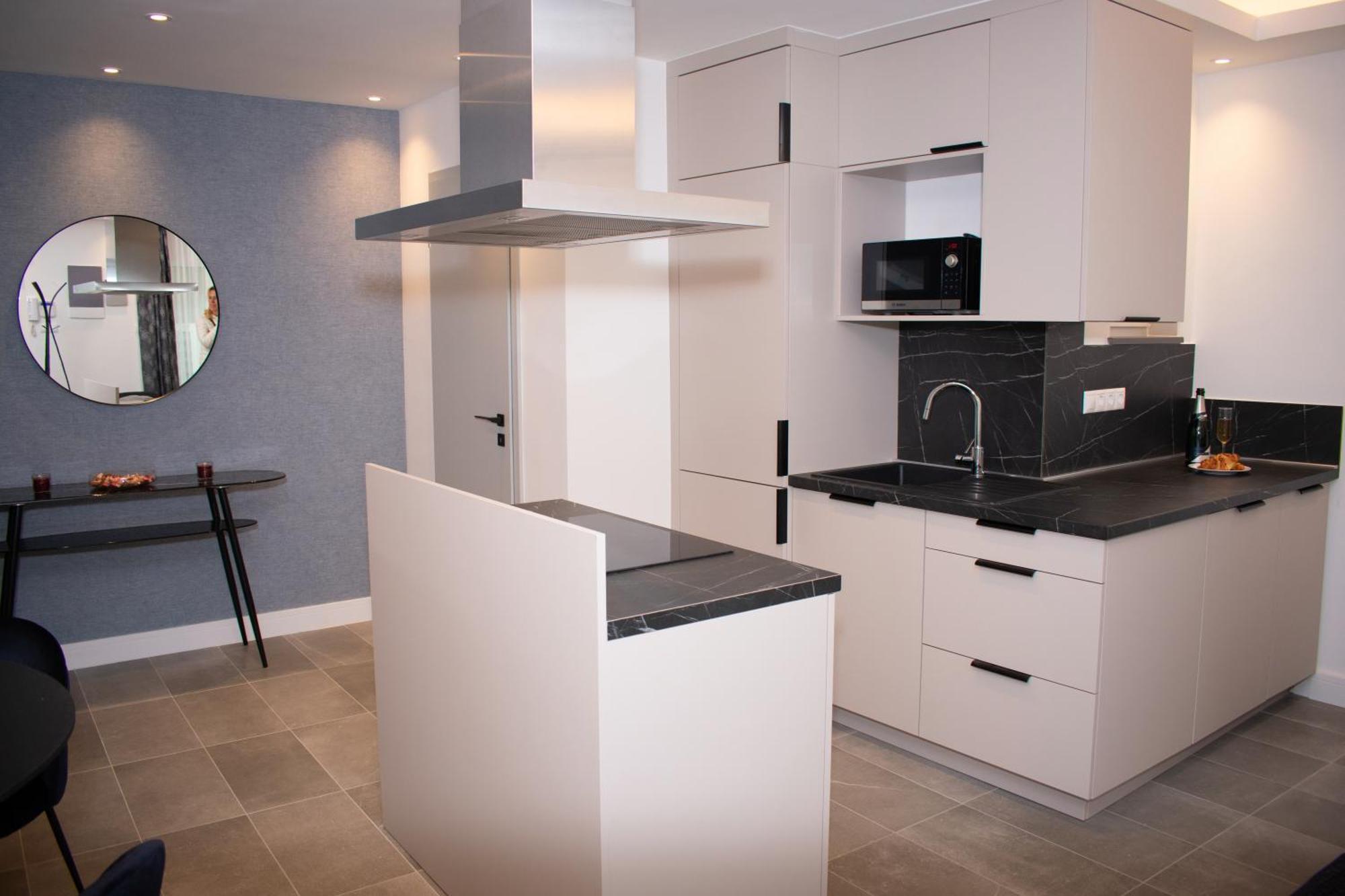 Luxury Cozy 2 Bdr Downtown Apt.5 בודפשט