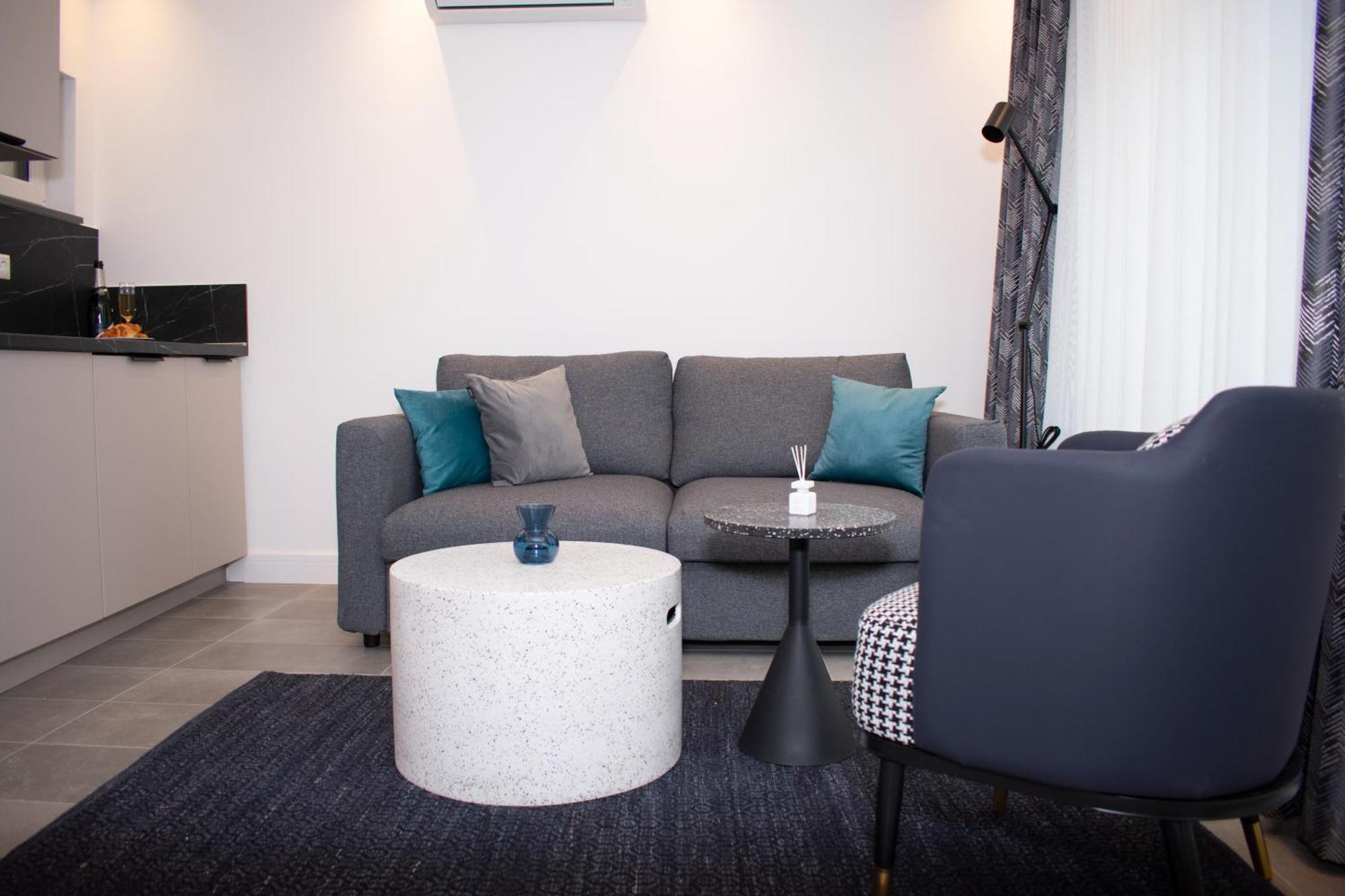 Appartement Luxury Cozy 2 Bdr Downtown Apt.5 *
